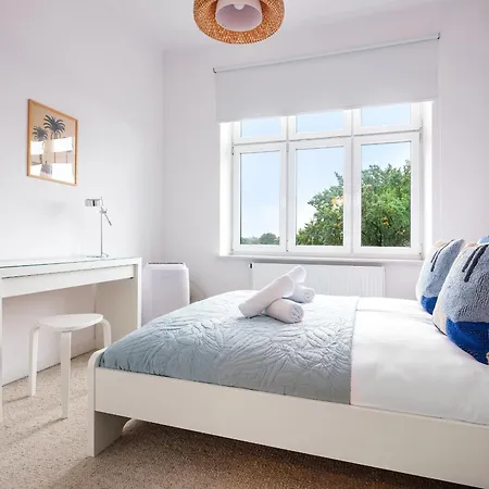 Castle View By Tyzenhauz *