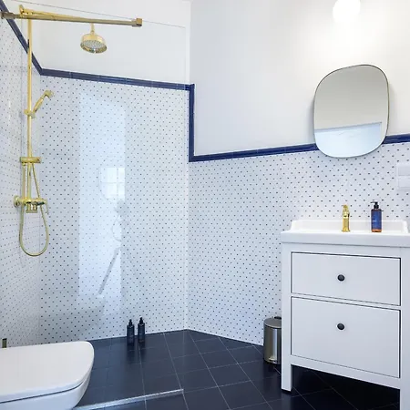 Castle View By Tyzenhauz